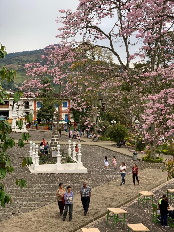 Hospedaje Casa Rosa Jardín Εξωτερικό φωτογραφία
